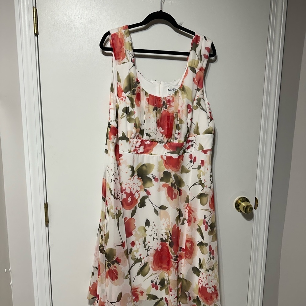 North style dress and shawl - Picture 3 of 12
